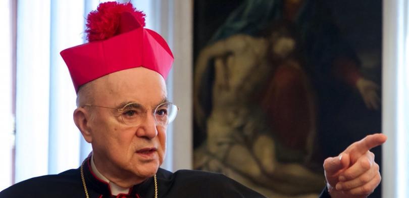 Arhiepiscop catolic, reacție dură după declarațiile Papei Francisc privind homosexualii: Se pare că încearcă să forțeze eliminarea catolicilor care vor să rămână fideli învățăturii Bisericii. Are de partea sa „deep state-ul” și elitele globaliste | R3Media